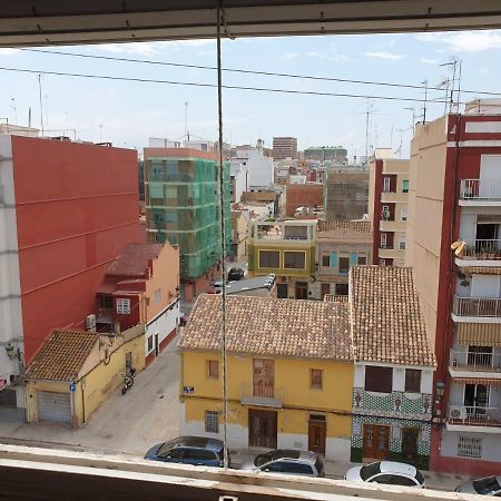 Apartment 400 Meters From The Beach Valencia Exterior foto